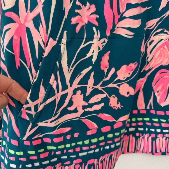 Lilly Pulitzer Teal Monkey Print 1/2 Zip Sweatshirt Size Small - Picture 6 of 10